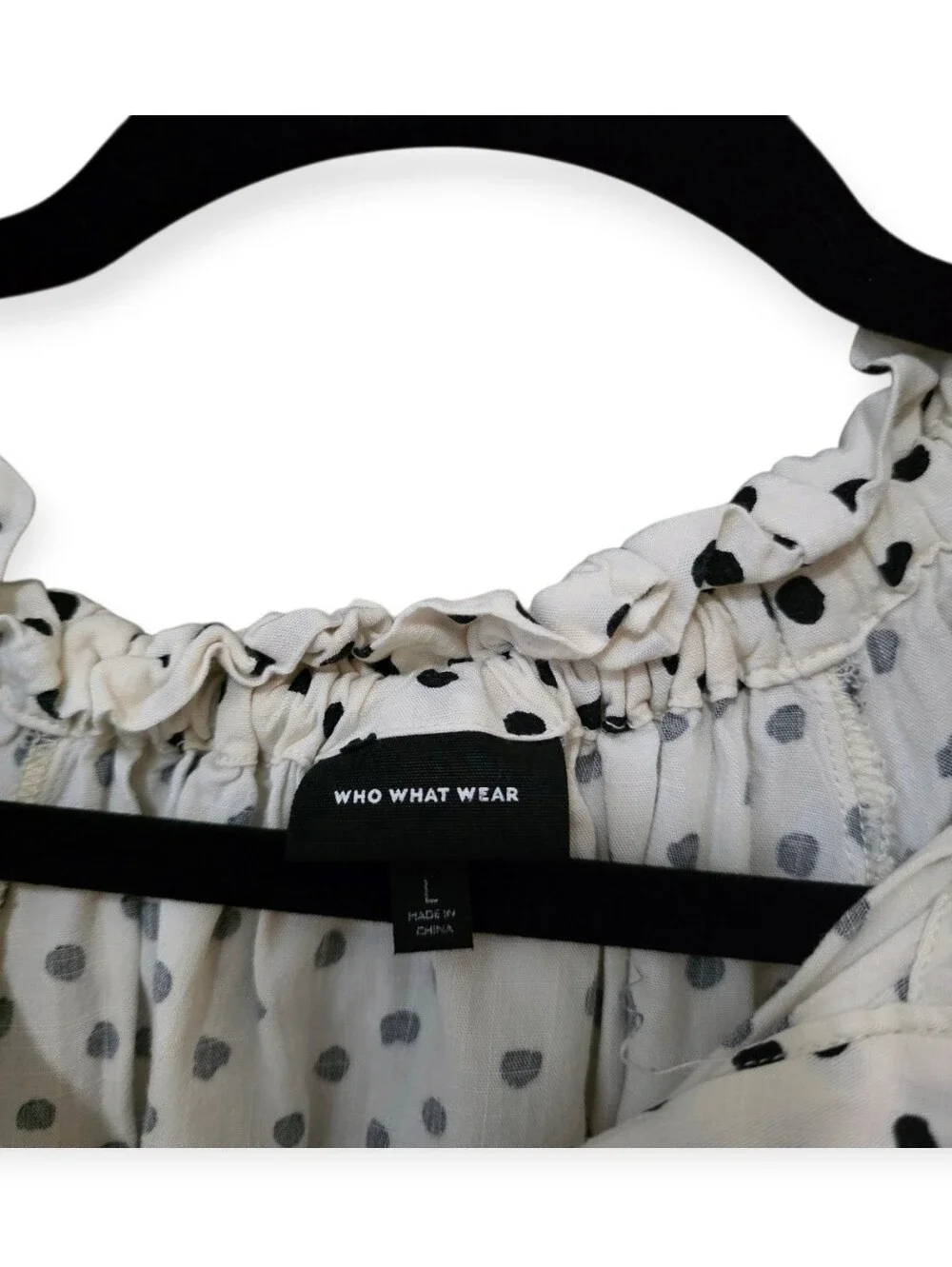 Who What Wear White Black Dalmatian Spot Ruffle Blouse Size L - Picture 3 of 5